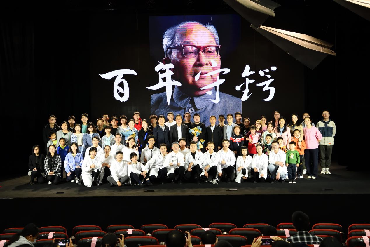 0C4B05A1630236DF5D3CD149BE1_D32A1A88_21D61